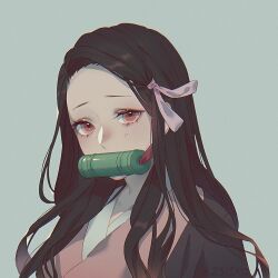  1girl 23i2ko black_capelet brown_hair capelet gag green_background hair_over_shoulder hair_ribbon kamado_nezuko kimetsu_no_yaiba long_hair looking_at_viewer object_to_mouth pink_eyes ribbon simple_background solo upper_body 