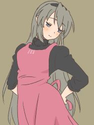  1girl alternate_costume apron black_headband black_sweater blue_eyes breasts clannad cowboy_shot grey_background grey_hair hairband half-closed_eyes headband highres light_blush long_hair medium_breasts pink_apron sakagami_tomoyo sidelocks simple_background smile solo standing sweater turtleneck turtleneck_sweater tying_apron very_long_hair waka_849 