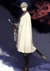  1boy black_boots black_eyes black_gloves black_pants boots cape closed_mouth collared_cape expressionless fate/grand_order fate_(series) from_side full_body game_cg gloves grey_hair hand_on_hilt hidari_(left_side) high_collar japanese_clothes long_sleeves looking_at_viewer male_focus official_art onikiri_yasutsuna_(fate) pants puffy_pants sheath sheathed short_hair solo standing sword third-party_source undercut variant_set watanabe_no_tsuna_(fate) weapon white_cape wide_sleeves 