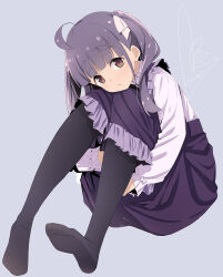  1girl abe_kanari ahoge black_pantyhose blunt_bangs brown_eyes chofu_noriko closed_mouth commentary_request dress frilled_dress frilled_shirt_collar frills full_body grey_background grey_hair hair_ribbon hands_under_legs highres hikimayu hugging_own_legs ikizulive!_love_live!_bluebird knees_to_chest long_hair looking_at_viewer love_live! pantyhose purple_dress ribbon signature simple_background solo twintails white_ribbon 