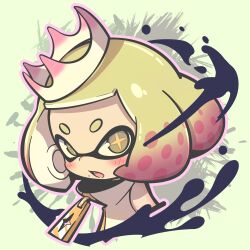 Rule 34 | 1girl, absurdres, bare shoulders, blonde hair, blunt bangs, blush, bob cut, coat, crown, deformed, gradient hair, green background, highres, inkling, looking at viewer, mini crown, mole, mole under mouth, multicolored hair, newbear, nintendo, open mouth, outline, pearl (splatoon), pink hair, pink outline, portrait, short eyebrows, sleeveless, sleeveless coat, solo, splatoon (series), splatoon 2, splatter, star-shaped pupils, star (symbol), symbol-shaped pupils, white coat, yellow eyes, yellow pupils, zipper pull tab