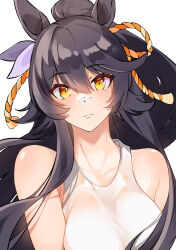 1girl absurdres animal_ears breasts closed_mouth collarbone commentary_request hair_between_eyes hair_ornament highres horse_ears horse_girl looking_at_viewer medium_breasts narita_brian_(umamusume) senrihinzk simple_background solo tank_top umamusume upper_body white_background white_tank_top yellow_eyes