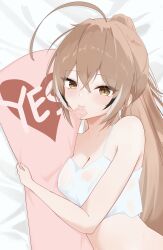 1girl ahoge black_hair breasts brown_hair camisole cleavage condom condom_in_mouth crop_top highres holding holding_pillow hololive hololive_english long_hair mouth_hold nanashi_mumei narukahana pillow upper_body virtual_youtuber white_camisole white_hair yes-no_pillow