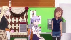 3girls ahagon_umiko airsoft_gun animated animated_gif blonde_hair blue_eyes computer hair_ornament multiple_girls new_game! open_mouth purple_eyes purple_hair suzukaze_aoba yagami_kou