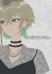 blonde_hair blue_eyes colored_inner_hair earrings grey_shirt ha_i_iro_m highres idolmaster idolmaster_va-liv jewelry letora_(idolmaster) multicolored_hair roots_(hair) shirt short_hair virtual_youtuber