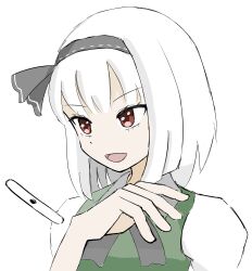 1girl black_bow black_hairband bow commentary_request cookie_(touhou) eska_(cookie) green_vest hair_bow hairband highres konpaku_youmu mahjong open_mouth pro55h red_eyes shirt short_hair simple_background sketch smile solo tenbou throwing touhou upper_body v-shaped_eyebrows vest white_background white_hair white_shirt