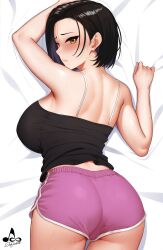 1girl ass back bare_shoulders black_hair black_shirt breasts closed_mouth highres infinote large_breasts looking_at_viewer lying navel on_stomach original paid_reward_available pink_shorts shirt short_hair short_shorts shorts sleeveless sleeveless_shirt solo thighs yashiki_yuuko_(infinote) yellow_eyes