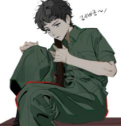 Rule 34 | 1boy, black eyes, black hair, collared jumpsuit, commentary request, fear &amp; hunger (series), fear &amp; hunger 2: termina, green jumpsuit, gun, hand on own knee, holding, holding gun, holding weapon, jumpsuit, knee up, korean commentary, korean text, levi (fear &amp; hunger), male focus, pankepen, parted lips, rifle, short hair, sitting, solo, translation request, weapon
