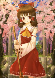 1girl absurdres ascot bow commentary ekaapetto frilled_bow frilled_hair_tubes frills hair_bow hair_tubes hakurei_reimu highres red_bow red_skirt skirt tagme touhou yellow_ascot