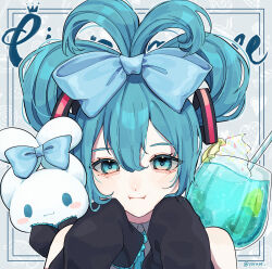 :3 :i aegyo_sal aqua_eyes aqua_hair black_sleeves blue_bow bow cinnamiku cinnamoroll collared_shirt commentary_request cream detached_sleeves drink drinking_straw food frilled_sleeves frills fruit fuwa_fuwa_cinnamoroll glass grey_shirt hair_between_eyes hair_bow hatsune_miku heart highres kiwi_(fruit) kiwi_slice long_sleeves looking_at_viewer partial_commentary sanrio shirt sleeveless sleeveless_shirt twitter_username updo vocaloid yoruse