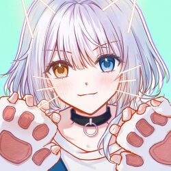 1girl :3 animal_hands bang_dream! bang_dream!_it&#039;s_mygo!!!!! black_choker blue_eyes blush choker cyfrost drawn_ears drawn_whiskers gloves green_background heterochromia highres kaname_raana looking_at_viewer paw_gloves raana_the_cat shirt short_hair solo upper_body white_hair white_shirt yellow_eyes