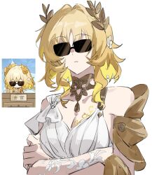 1girl aglaea_(honkai:_star_rail) blonde_hair breast_tattoo breasts cleavage commentary_request crossed_arms dress gold_tattoo highres honkai:_star_rail honkai_(series) large_breasts laurel_crown reference_inset short_hair simple_background solo sunglasses tattoo upper_body white_background white_dress xianyuqihaouki