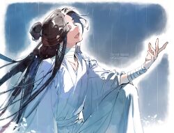 1boy bandaged_neck bandages brown_hair chinese_clothes gzgzmym hair_bun hanfu long_hair long_sleeves male_focus parted_bangs rain robe single_hair_bun smile tianguan_cifu white_hanfu white_robe wide_sleeves xie_lian