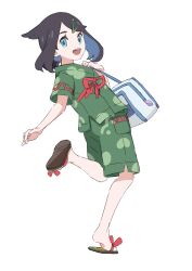 1girl absurdres bag black_hair colored_inner_hair commentary_request full_body green_shirt green_shorts hair_ornament hairclip hand_up highres holding_strap leg_up liko_(pokemon) looking_at_viewer medium_hair multicolored_hair nintendo pokemon pokemon_(anime) pokemon_horizons sandals shirt short_sleeves shorts simple_background solo standing standing_on_one_leg swept_bangs white_background yibuzhai