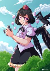 1girl absurdres ayaya~ bird_wings black_hair black_wings blue_sky cloud day geta hat hauchiwa highres karebu52 looking_at_viewer outdoors pom_pom_(clothes) shameimaru_aya short_hair sky smile tengu tengu-geta tokin_hat touhou wings