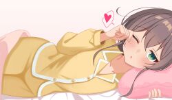 1girl :o absurdres bed_sheet blush brown_hair collarbone collared_shirt commentary_request crossed_bangs green_eyes hair_between_eyes hand_under_pillow heart highres hololive long_hair looking_at_viewer lying mitsuboshi_nuko natsuiro_matsuri on_bed on_side one_eye_closed pajamas pants parted_lips pink_blanket pink_pillow puffy_sleeves rubbing_eyes sepia_background shirt solo spoken_heart under_covers virtual_youtuber yellow_pajamas yellow_pants yellow_shirt yellow_sleeves