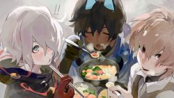 ! 3boys arjuna_(fate) arjuna_alter_(fate) black_hair black_jacket black_vest blowing blowing_on_food blue_eyes blush brown_hair chopsticks commentary dark-skinned_male dark_skin eating closed_eyes fate/grand_order fate_(series) food hair_over_one_eye highres holding holding_chopsticks holding_spoon jacket karna_(fate) karna_(santa)_(fate) long_sleeves multiple_boys noodles open_mouth ramen red_eyes shirt sieg_(fate) smile soup sparkling_eyes spoon vest white_hair white_shirt windykown