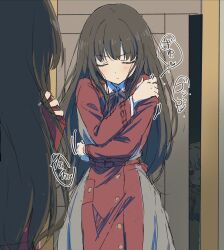 2girls blue_bow blush bow brown_hair closed_eyes commentary_request cowboy_shot dress from_behind grey_dress highres inoue_takina long_hair lycoris_recoil lycoris_uniform mirror multicolored_dress multiple_girls neck_ribbon nishikigi_chisato or2_(sahr7857) peeking red_dress ribbon self_hug translation_request very_long_hair