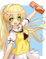1girl :d ascot black_ascot blonde_hair blurry blurry_background blush border brand_name_imitation commentary cowboy_shot floating_hair green_eyes hair_between_eyes hair_intakes hair_ornament happy highres holding long_hair looking_at_viewer miniskirt nemona_(nemona168) open_mouth outside_border outstretched_arm pringles_can puffy_short_sleeves puffy_sleeves sailor_collar school_uniform serafuku shirt short_sleeves sidelocks simple_background skirt smile solo summer_pockets summer_pockets_school_uniform tsumugi_wenders twintails very_long_hair white_border white_sailor_collar white_serafuku white_shirt white_skirt x_hair_ornament |_|