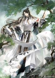 1boy animal_print bird_print black_eyes blue_sky bonsai brown_hair calligraphy_brush character_request chinese_clothes chinese_commentary closed_mouth commentary_request copyright_request day falling_petals feet_out_of_frame floating_hair hair_bun hanfu high_collar highres holding holding_calligraphy_brush holding_paintbrush holding_scroll ink light_particles lipstick long_hair long_sleeves makeup male_focus mandarin_collar outdoors paintbrush petals pink_lips pointy_nose scroll sidelocks single_hair_bun sky solo standing thick_eyebrows watermark weibo_watermark white_hanfu wide_sleeves wind ye_dian_pikaqiu