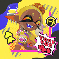 1girl ;d absurdres badge blonde_hair blue_tongue button_badge colored_eyelashes colored_tongue cross-shaped_pupils dark-skinned_female dark_skin earrings fangs frye_(deep_cut_outfit)_(splatoon) frye_(splatoon) highres hyper_chikuwabu inkling jewelry long_hair multiple_earrings nintendo one_eye_closed open_mouth orange_eyes pointy_ears shawl shirt short_eyebrows sleeveless sleeveless_shirt smile solo splatoon_(series) splatoon_3 symbol-shaped_pupils teeth tentacle_hair tooth_earrings yellow_shawl yellow_shirt