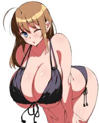 Rule 34 | 1girl, ahoge, bent over, bikini, black bikini, blue eyes, breasts, brown hair, cleavage, collarbone, female focus, highres, huge ahoge, huge breasts, komusou (jinrikisha), long hair, looking at viewer, one eye closed, ooba minori, original, side-tie bikini bottom, simple background, solo, standing, swimsuit, white background, wink