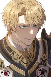 1boy absurdres armor blonde_hair blue_eyes breastplate character_request check_character commentary_request curtained_hair highres knight korean_commentary mabinogi male_focus parted_hair parted_lips pauldrons ray_(lthenray) short_hair shoulder_armor smile solo torvish_(mabinogi) white_background