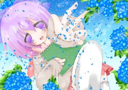 1girl 2000s_(style) blush bow brown_cardigan cardigan falling_petals flower hair_between_eyes hair_bow highres holding holding_sketchbook hydrangea kouzuki_mio long_sleeves looking_at_viewer lying murasakitukumo on_back one_-_kagayaku_kisetsu_e open_mouth outstretched_arm petals pink_sailor_collar purple_bow purple_eyes purple_hair red_skirt retro_artstyle sailor_collar school_uniform short_hair sketchbook skirt smile solo sparkle teeth thighhighs upper_teeth_only white_thighhighs