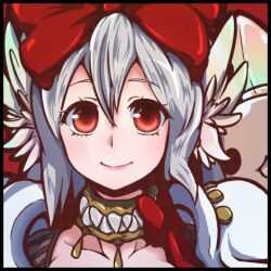 1girl bow closed_mouth commentary_request feathered_wings genetic_(ragnarok_online) green_eyes hair_between_eyes hair_bow head_wings looking_at_viewer lowres portrait ragnarok_iris ragnarok_online red_bow red_eyes short_hair smile solo upper_body vanilmirth_(ragnarok_online) wings