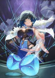 1girl asymmetrical_gloves black_gloves black_hair blue_dress blue_hair braid breasts commentary diagonal_bangs dice dress elbow_gloves fingerless_gloves fur-trimmed_jacket fur_trim genshin_impact gloves gradient_hair green_eyes hand_on_own_hip highres jacket jacket_on_shoulders large_breasts looking_at_viewer m.q_(mqkyrie) mismatched_gloves multicolored_hair outstretched_arm parted_lips short_hair single_elbow_glove sleeveless sleeveless_dress smile solo uneven_gloves white_gloves white_jacket yelan_(genshin_impact)