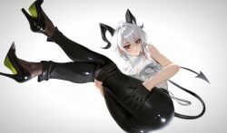 1girl bare_arms black_gloves black_horns black_pants black_shoes chain closed_mouth commentary_request curled_horns demon_tail earrings fuann full_body gloves gradient_background hair_between_eyes high_heels highres horns jewelry legs_up looking_at_viewer mole mole_under_eye multicolored_hair pants red_eyes red_hair shiny_clothes shirt shoes sleeveless sleeveless_shirt solo streaked_hair tail two-tone_hair white_hair white_shirt wuthering_waves zani_(wuthering_waves)