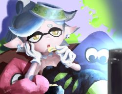 1girl 2017 chips_(food) cushion detached_collar dress earrings eating food gloves hanagemissile hat inkling jewelry marie_(splatoon) nintendo open_mouth pillow potato_chips solo splatoon_(series) splatoon_1 television tentacle_hair watching_television white_hair yellow_eyes