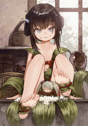 1girl :3 absurdres barefoot black_hair feet food food_on_face foot_wraps fuwapuchi grey_eyes highres leaf_clothing looking_at_viewer mansui_(the_hungry_lamb) mole mole_under_eye rice rice_on_face soles solo the_hungry_lamb:_traveling_in_the_late_ming_dynasty toes unaware_min zongzi
