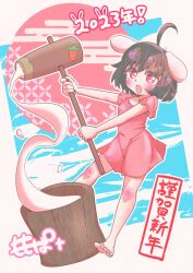 1girl 2023 ahoge animal_ears barefoot black_nails blush body_blush breasts brown_hair chinese_zodiac commentary_request dress food frilled_sleeves frills full_body inaba_tewi kine looking_at_viewer mallet mochi mochi_trail mochitsuki momopato_(rplpn) nail_polish new_year open_mouth pink_dress rabbit_ears rabbit_girl rabbit_tail red_eyes short_dress short_hair small_breasts solo tail toenail_polish toenails toes touhou year_of_the_rabbit
