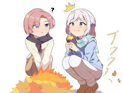 2girls :t ? absurdres arimura_mao autumn_leaves blue_eyes eating fart food gakuen_idolmaster grey_hair highres idolmaster katsuragi_lilja leaf multiple_girls pink_hair roasted_sweet_potato scarf short_hair squatting surprised sweater sweet_potato user_zywd7353