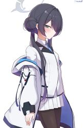 1girl black_hair black_pantyhose blue_archive blue_necktie breasts cosplay double_bun formal_clothes grey_eyes grey_halo hair_bun halo highres jacket kisaki_(blue_archive) long_hair long_sleeves miniskirt necktie noa_(blue_archive) noa_(blue_archive)_(cosplay) pantyhose pleated_skirt sazamiso_rx shirt skirt small_breasts solo suit twintails two-sided_fabric two-sided_jacket very_long_hair white_jacket white_shirt white_skirt white_suit