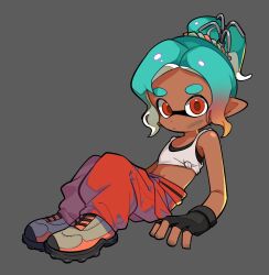 1girl black_bra black_gloves blonde_hair blue_hair bra bra_peek closed_mouth commentary_request crop_top dark-skinned_female dark_skin dirty dirty_face expressionless fingerless_gloves flat_chest full_body gloves gradient_hair grey_background grey_shoes highres inkling inkling_girl inkling_player_character invisible_chair korean_commentary looking_at_viewer mechanic_(splatoon_raiders) midriff multicolored_hair navel nintendo p_u_da_yo pants parted_bangs pink_hair pointy_ears ponytail red_eyes red_pants shirt shoes short_hair simple_background sitting solo splatoon_(series) splatoon_raiders tentacle_hair thick_eyebrows tied_shirt underwear white_shirt