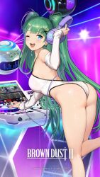 1girl armpits ass blue_eyes breasts brown_dust_(series) brown_dust_2 copyright_name dj drone elbow_gloves eyebrows_hidden_by_hair gloves graphic_equalizer green_hair hair_ornament hairclip headphones highres holding holding_headphones large_breasts long_hair looking_at_viewer mixing_console monitor official_art official_wallpaper one-piece_swimsuit one_eye_closed open_mouth rave_party second-party_source smile solo standing standing_on_one_leg swimsuit table teeth twintails upper_teeth_only venaka_(brown_dust_2) very_long_hair white_gloves white_one-piece_swimsuit