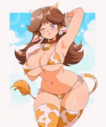 1girl animal_ears animal_print arm_behind_head armpits bell bikini blue_eyes blue_sky blush border breasts brown_hair collar commentary cow_ears cow_girl cow_print cow_print_bikini cow_print_thighhighs cow_tail cowboy_shot finger_to_cheek gloves highres horns large_breasts long_hair mario_(series) navel neck_bell nintendo one_eye_closed orange_bikini orange_thighhighs outside_border parted_lips princess_daisy print_bikini print_thighhighs red_collar side-tie_bikini_bottom sky solo standing stomach swimsuit tail thighhighs vizaz white_border white_gloves