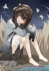 1girl absurdres anklet bandaged_arm bandaged_leg bandages barefoot bell blue_eyes brown_hair bug butterfly feet full_body grey_eyes grey_shirt head_tilt highres insect jewelry knees_up lao_xi long_hair long_sleeves looking_at_viewer mansui_(the_hungry_lamb) night open_mouth purple_eyes shirt shuangyaji sitting skirt smile solo the_hungry_lamb:_traveling_in_the_late_ming_dynasty toes torn_clothes water