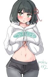 1girl artist_name black_hair blunt_bangs blunt_ends blush bob_cut breasts clothes_lift commentary cowboy_shot ereka flower_knot green_eyes grey_leggings groin highres hood hood_down hoodie hoodie_lift large_breasts leggings leggings_under_shorts lifting_own_clothes link!_like!_love_live! looking_at_viewer love_live! momose_ginko momose_ginko_(summer_training_wear) navel official_alternate_costume parted_lips short_hair signature simple_background solo stomach sweat virtual_youtuber white_background white_hoodie