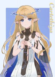 1girl bare_shoulders black_collar black_dress blonde_hair blue_background blue_eyes breast_curtains cartethyia_(wuthering_waves) character_name chinese_commentary closed_mouth collar commentary_request corrupted_twitter_file cowboy_shot dress earrings halo hands_up highres jewelry long_hair looking_at_viewer pointy_ears sidelocks smile solo tabard tacet_mark_(wuthering_waves) white_tabard wuthering_waves wuye_z