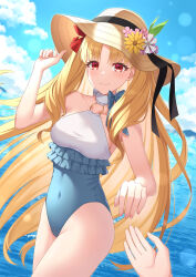 1girl absurdres bare_shoulders beach blonde_hair blue_one-piece_swimsuit blush breasts ereshkigal_(fate) fate/grand_order fate_(series) hat highleg highleg_one-piece_swimsuit highres huangyouxingren long_hair looking_at_viewer medium_breasts one-piece_swimsuit outstretched_arm parted_bangs red_eyes smile solo_focus space_ereshkigal_(fate) space_ereshkigal_(first_ascension)_(fate) sun_hat swimsuit two-tone_swimsuit two_side_up white_one-piece_swimsuit
