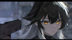 1girl absurdres aiming black_hair blurry blurry_background close-up commentary_request depth_of_field goddess_of_victory:_nikke gun hair_between_eyes highres k_(nikke) long_hair multicolored_hair nagato_tsumugu outdoors rain sidelocks turtleneck water_drop weapon wet white_hair yellow_eyes