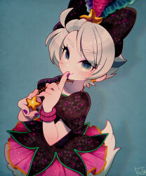 1girl bird_girl blue_background blue_eyes bow commentary_request daisy_duck disney eyeshadow feather_hair_ornament feathers finger_to_mouth grey_hair hair_bow hair_ornament humanization jewelry kiri_futoshi makeup mickey_mouse_&amp;_friends necklace purple_nails smile solo star_(symbol) star_necklace starfish_hair_ornament