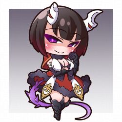 +_+ 1girl absurdres arm_under_breasts armored_boots black_hair blush boots breasts capelet chibi cleavage closed_mouth commentary_request eriko_(princess_connect!) full_body fur-trimmed_skirt fur_trim gauntlets gradient_hair grey_background highres horns knee_boots large_breasts looking_at_viewer multicolored_hair princess_connect! purple_eyes red_capelet red_hair red_skirt saishosaisekojo skirt smile solo spiked_tail tail