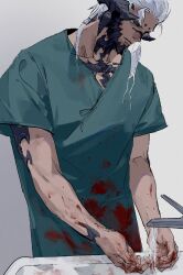 1boy au_ra blood blood_on_clothes blood_on_hands collarbone dark-skinned_male dark_skin dragon_horns faucet final_fantasy final_fantasy_xiv green_eyes hair_slicked_back highres horns long_hair looking_down male_focus medical_scrubs parted_lips scales shiyikuaiqingtai_(weibo7279846390) short_sleeves sink solo standing warrior_of_light_(ff14) washing_hands white_background white_hair