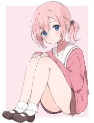 1girl black_shoes blue_eyes blush bobby_socks border commentary_request double-parted_bangs full_body hair_between_eyes hands_on_own_knees highres knees_up long_sleeves looking_at_viewer low_ponytail mary_janes medium_hair miniskirt mochigome_(ununquadium) original outside_border pink_background pink_hair pink_shirt pleated_skirt ponytail pout red_skirt sailor_collar shirt shoes sidelocks simple_background sitting skirt sleeves_past_wrists socks solo white_border white_sailor_collar