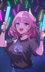 1girl alternate_costume black_shirt blue_eyes breasts character_print commentary_request cyrene_(honkai:_star_rail) denim echo_of_cyu glowstick hair_ornament holding holding_glowstick honkai:_star_rail honkai_(series) jeans large_breasts medium_hair multicolored_hair open_mouth pants phainon_(honkai:_star_rail) pink_hair shirt smile solo_focus teeth two-tone_hair upper_teeth_only white_hair