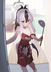 1girl absurdres aji_aji_nori apron black_choker black_hair black_horns blue_archive breasts bright_pupils choker doorway grey_halo hair_between_eyes halo highres holding holding_ladle horns indoors kayoko_(blue_archive) kitchen ladle long_hair looking_at_viewer multicolored_hair naked_apron nipples parted_lips ponytail purple_wings red_apron red_eyes single_wing small_breasts solo standing two-tone_hair white_hair white_pupils wings